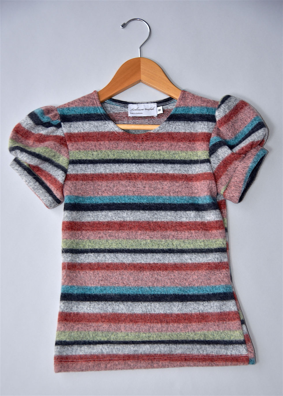 5L2F Front view of Pom Pom Tee