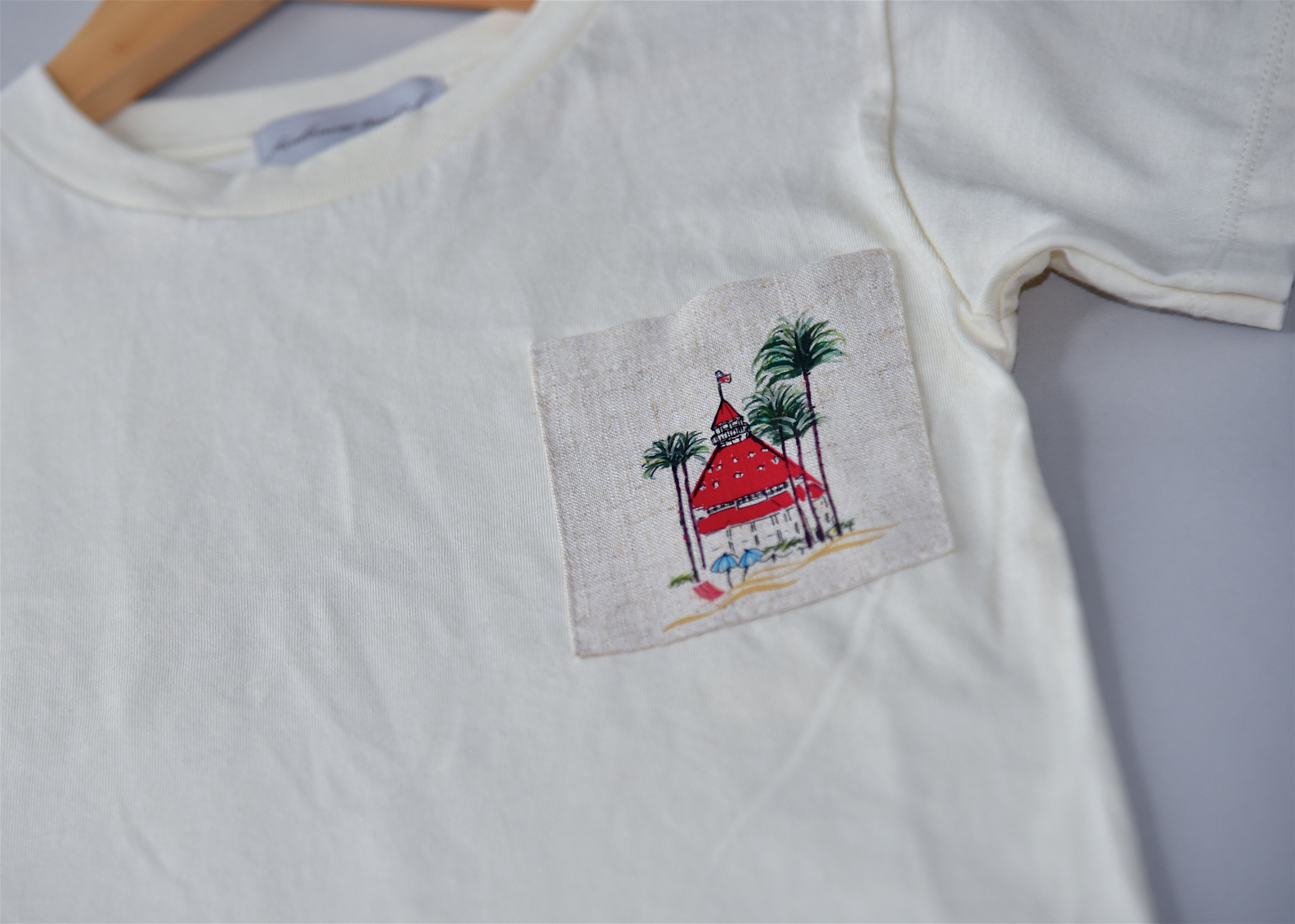 5L2F pocket tee, detail image of pocket art