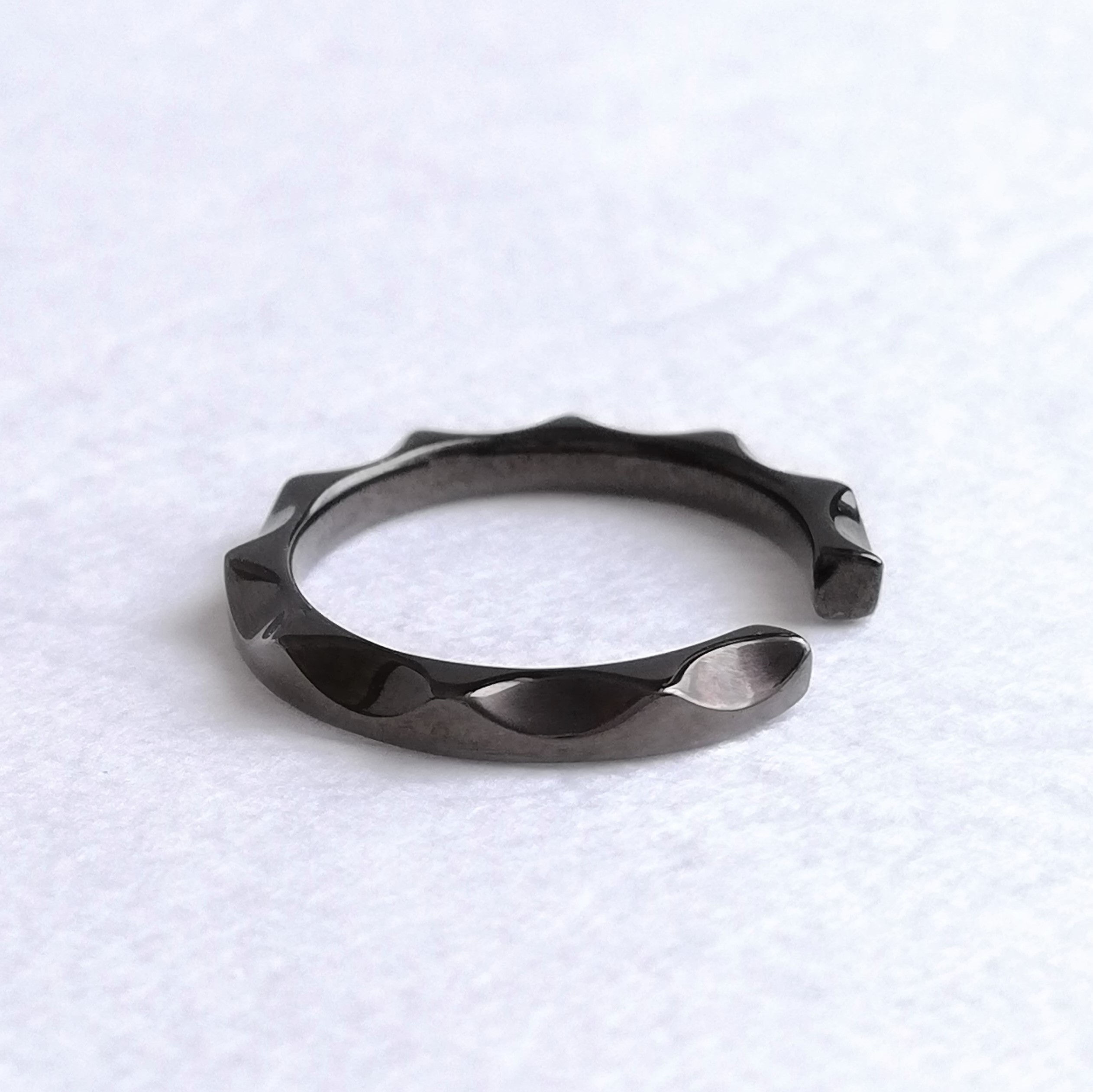 Ear Cuff｜No.2 Black