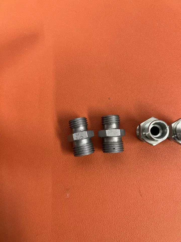 Thumbnail: Hydraulic Hose Adapter Fittings DIN 8 10 M14 M16 Chinese Thread - 1 Pair