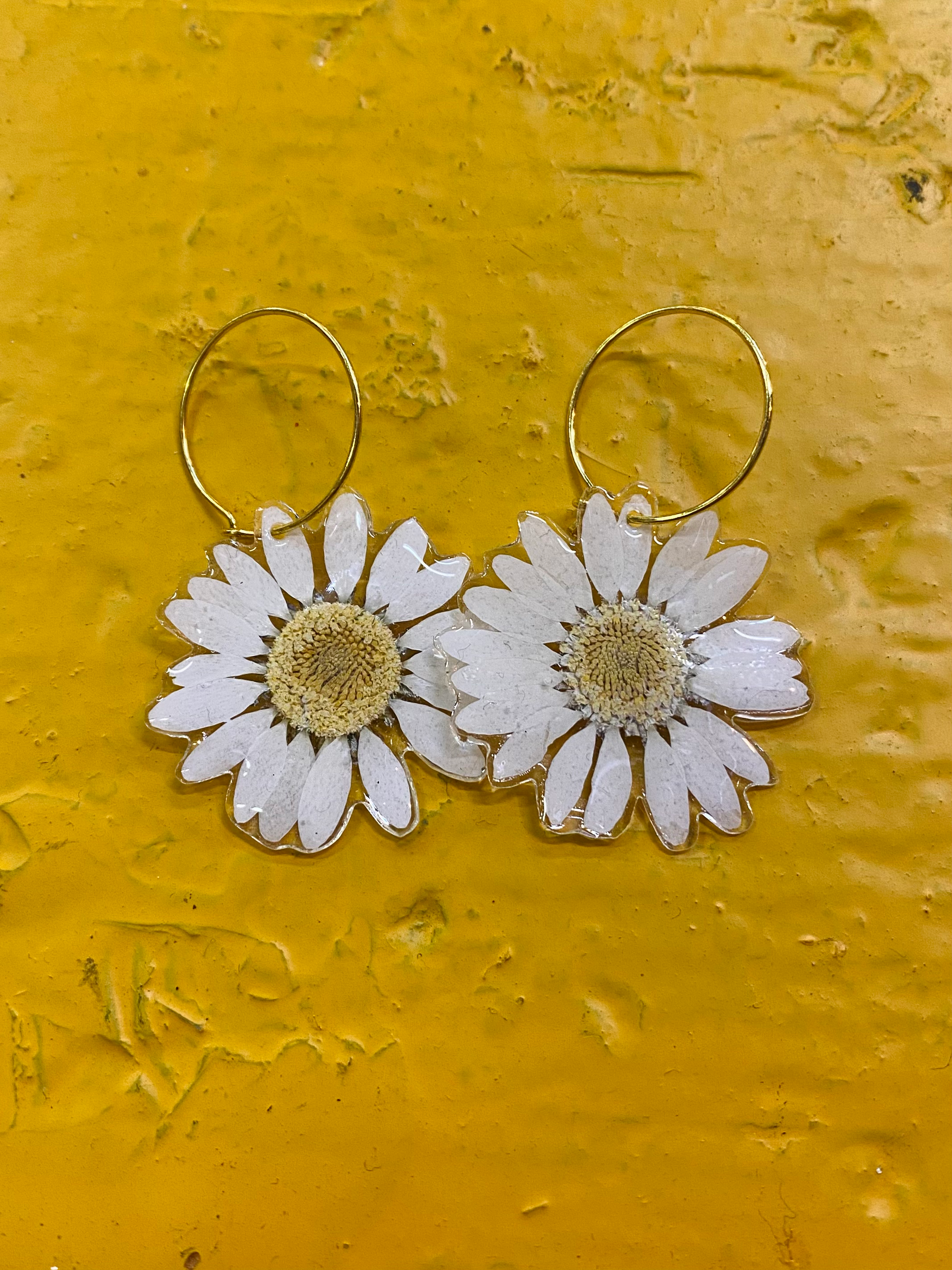 Pressed Daisy Flower Hoops