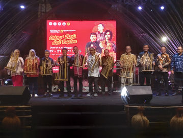 Peresmian pembukaan Festival Seni Multatuli 2025 (Randy Wirayudha/Historia.ID)