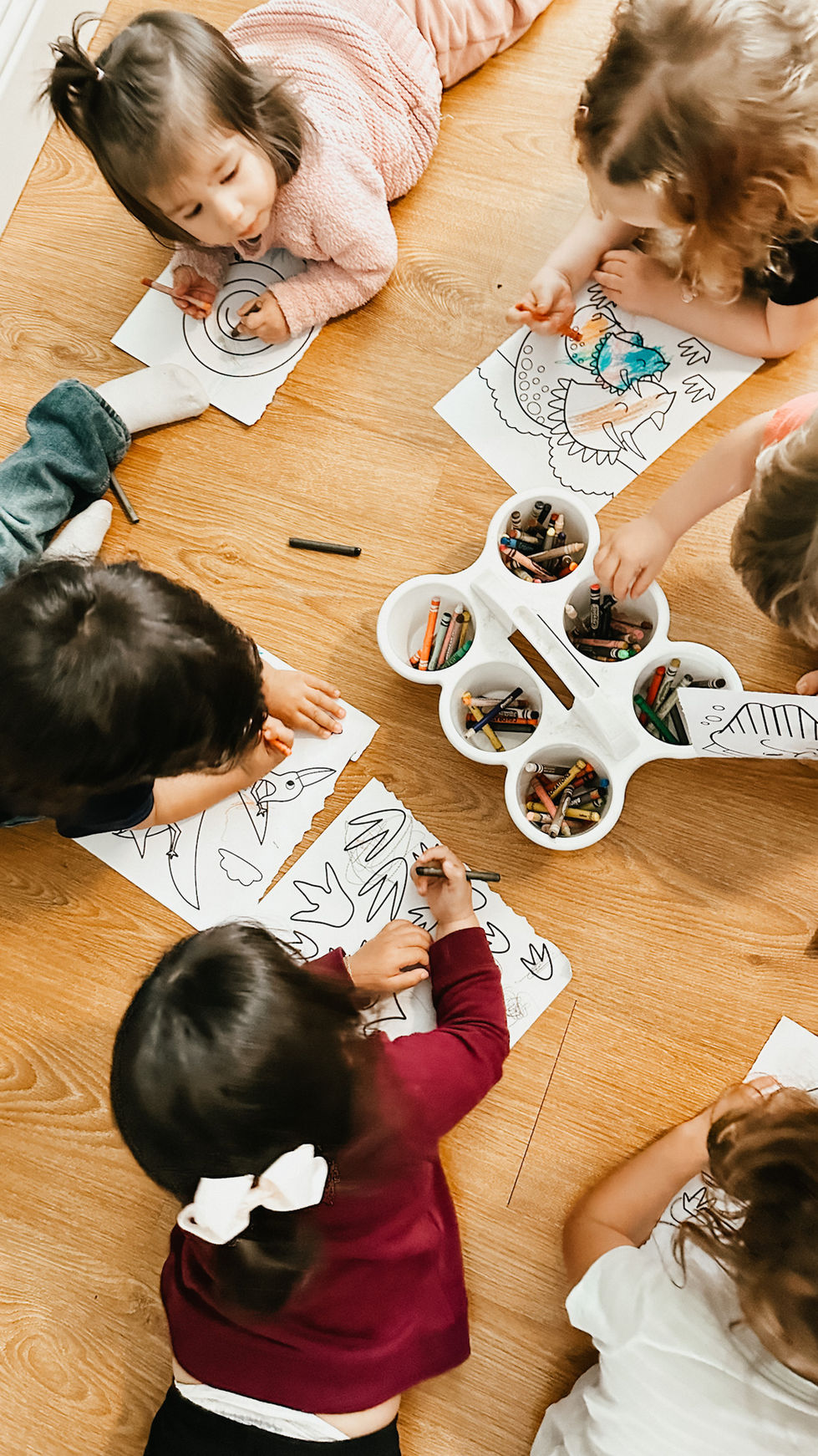 Free coloring time, children coloring dinosaurs