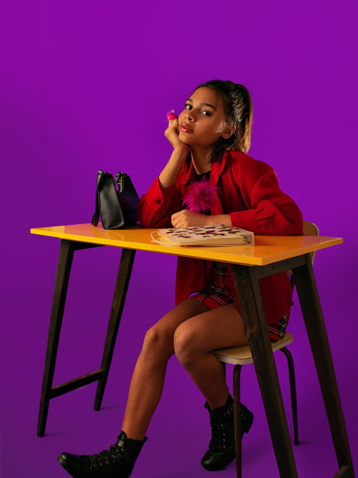 ensaio feminino interno em estúdio no rio de janeiro sessão de fotos inspirada nos anos 90