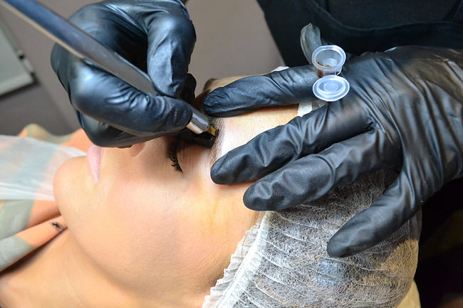 phibrows microblading london training course online in person live training microneedling phibright phiion plasma pen phicontour lip tatoo eyeliner tattoo phiacademy master brows eyebrows skin care tightening skin tag removal milia capillaris boldbrows perfection best artist philings permanent makeup pmu teacher mentor vtct