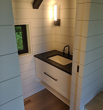 Greensboro powder room.jpg