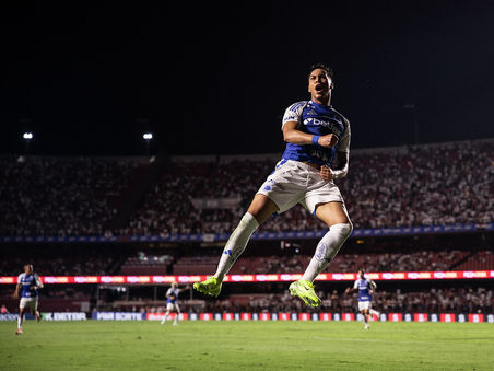 Jogador do Cruzeiro em campo