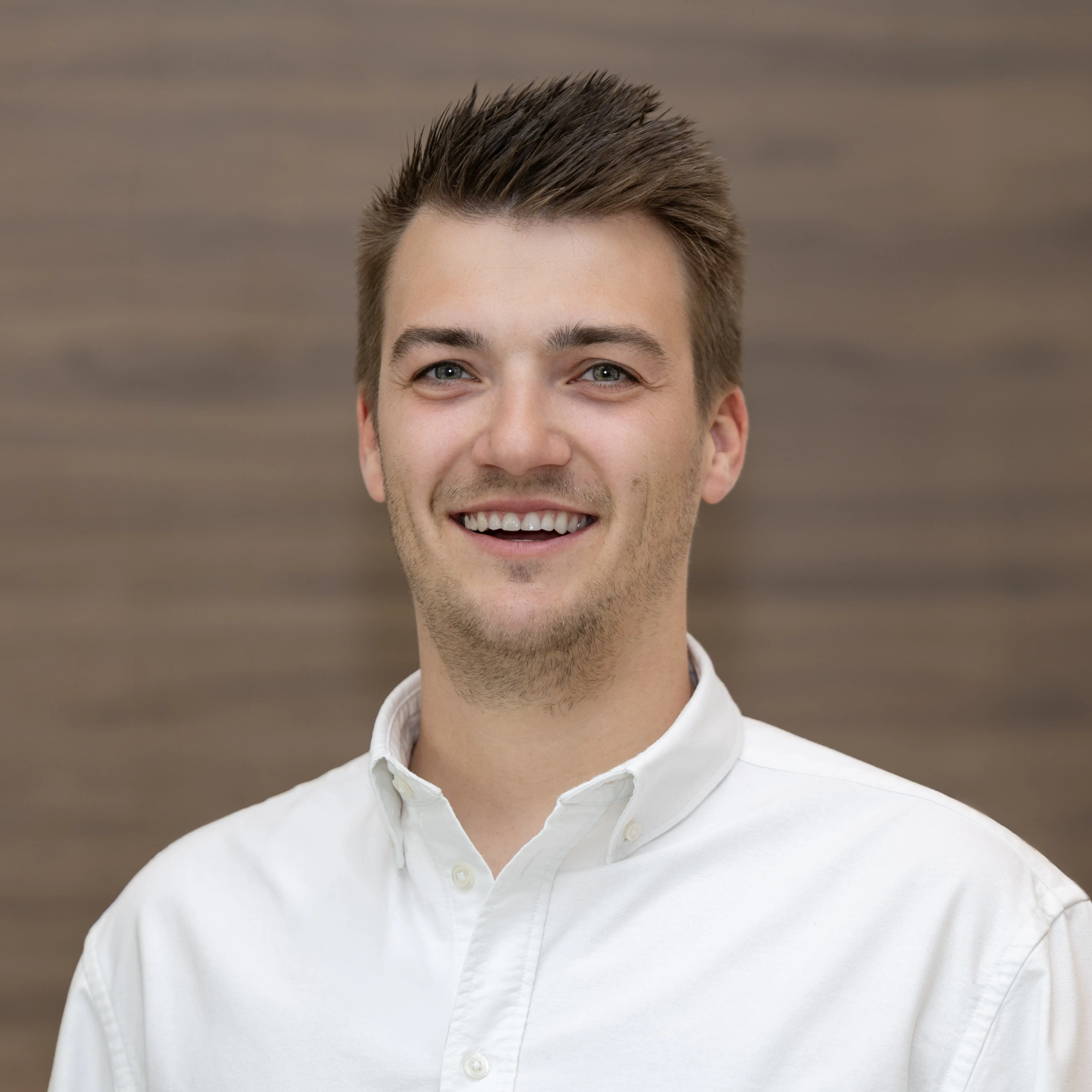 Dr. Jonathan Grambeck, Zahnarzt und Gründer bei We Do Dent