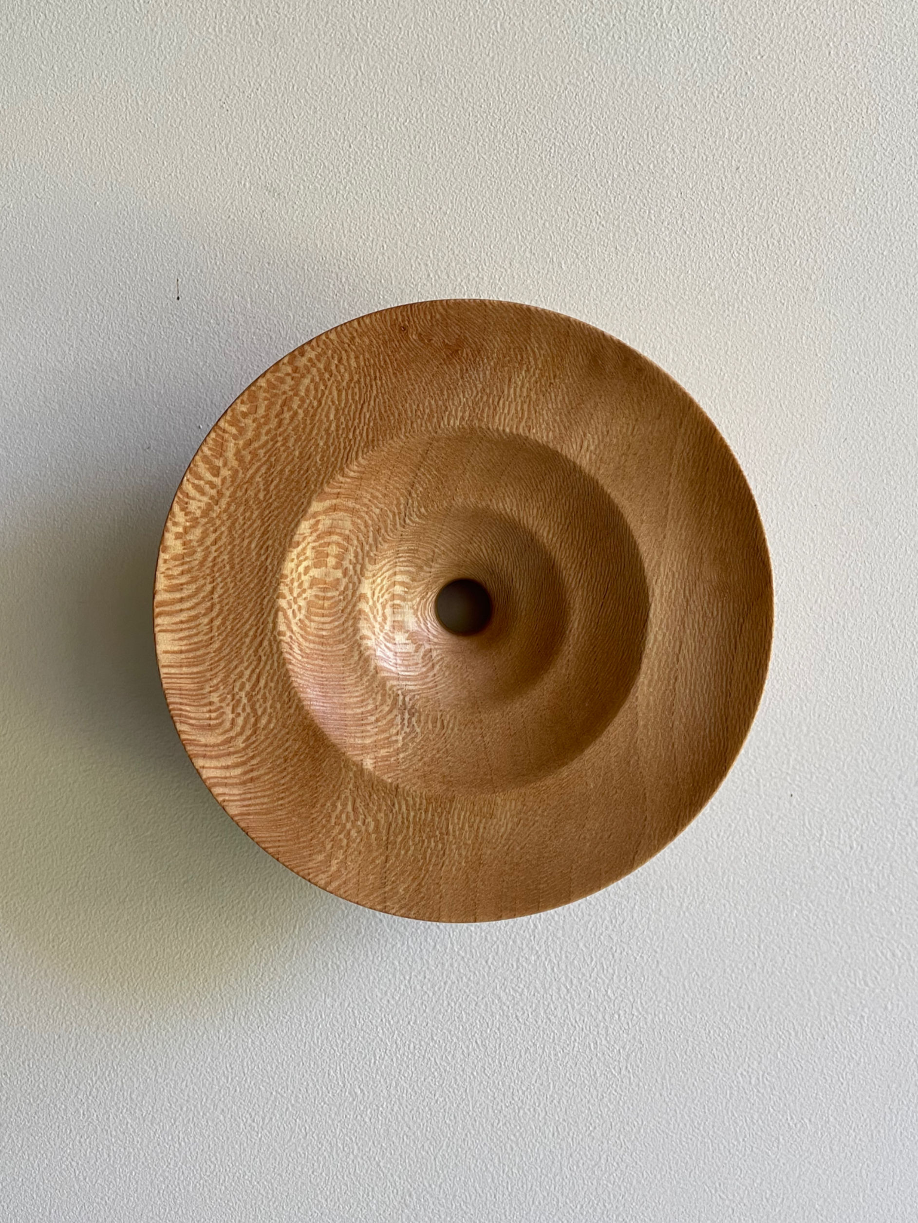 Wall sculpture in London plane (14,5x4cm)
