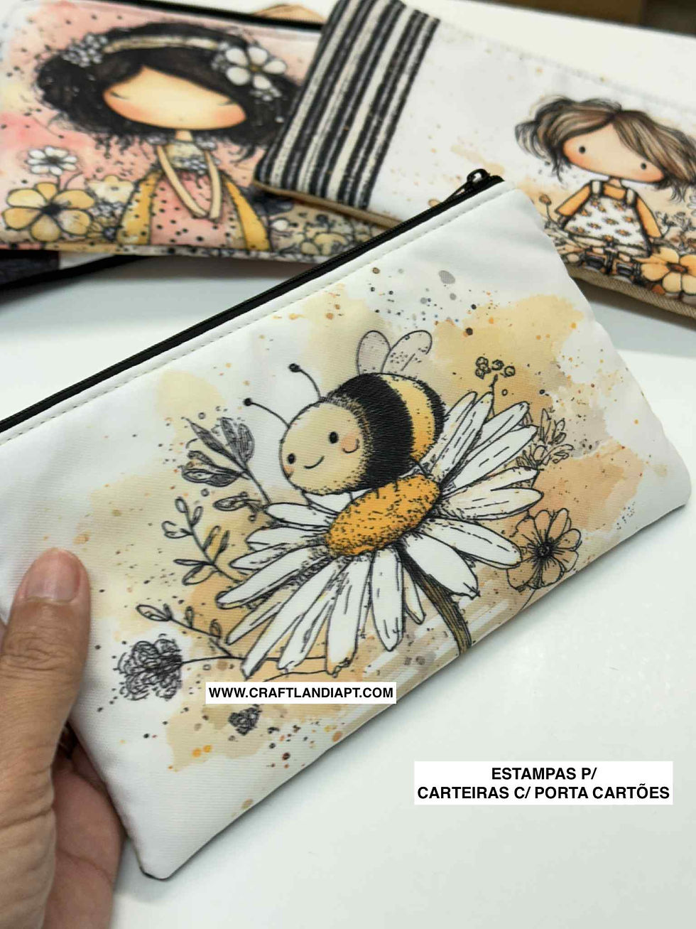 Miniatura: #1 - Carteiras de mão - Só Estampa