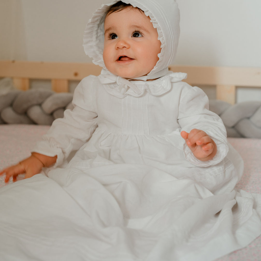 Vestido de Batizado Comprido (Mandrião) com Touca de Nervuras