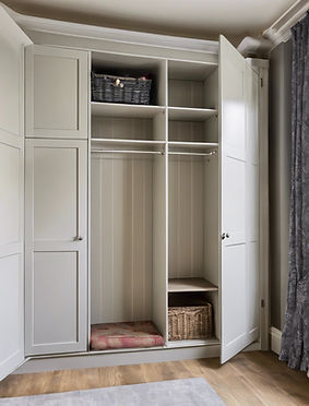 fitted alcove wardrobe.jpg