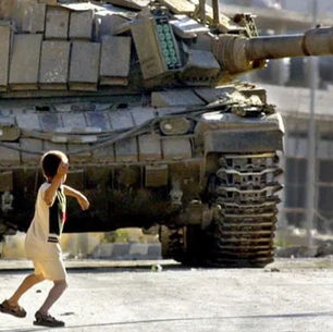 Le Nouvel Art de la Guerre de Gérard Chaliand & La Guerre Asymétrique de Jacques Baud