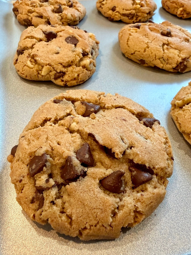 Chocolate Chip Cookies with Walnuts
