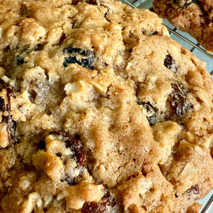 Old-Fashioned Oatmeal Raisin Cookies