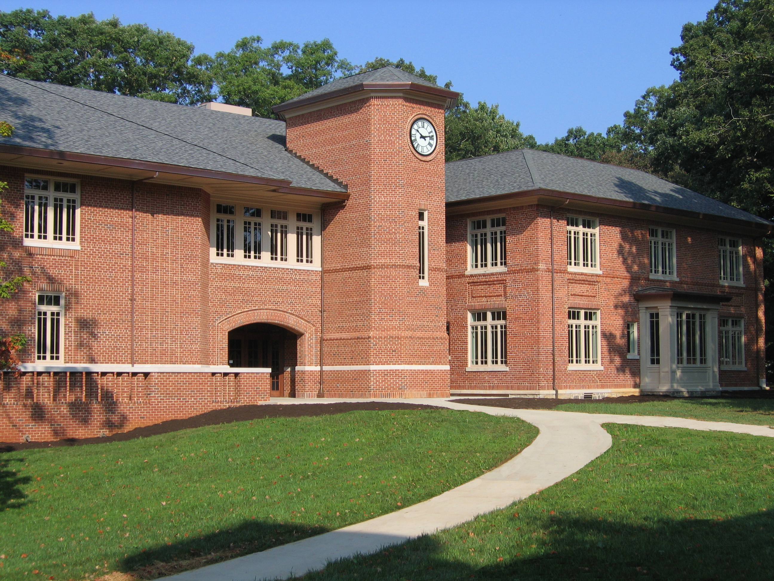 tusculum hechtburdeshaw