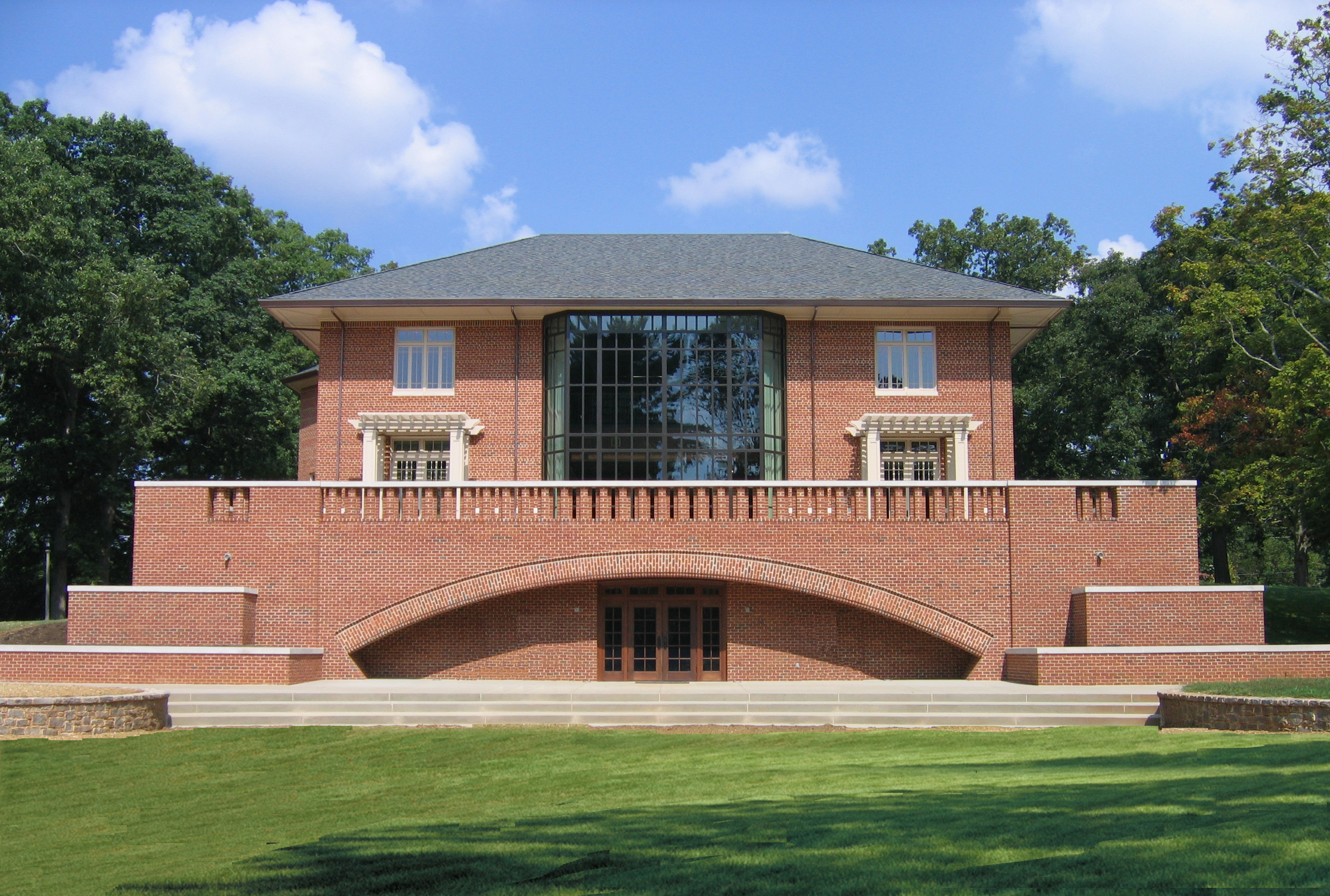 tusculum hechtburdeshaw