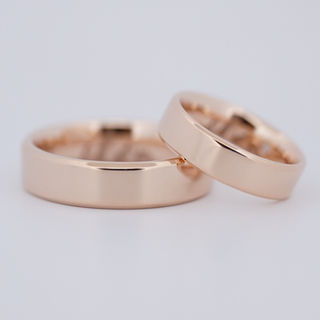 Klasisks rozā zelta laulību gredzeni. Juvelieris Rīgā Arvis Kotins.