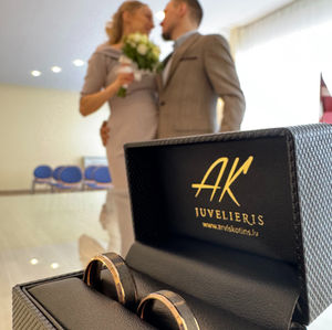 Laulību gredzeni no ģimenes zelta – kad mantojums kļūst par nākotni. Ērikas un Helvija stāsts