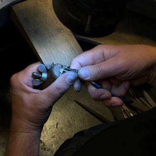 Individuāli veidotas rotaslietas. Juvelieris Rīgā Arvis Kotins.