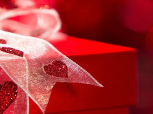 Valentine’s Day Gift Guide: Why perfume Oils Make a Great Valentine's Day Gift