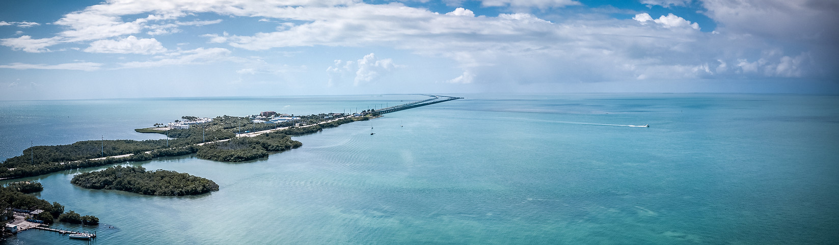 7 mile Bridge, Marathon, Florida Keys, Reef, ocean, seagrass, fishing