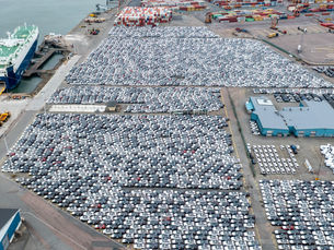 Shipping from China to Sweden: A Complete Guide to Air, Sea & Rail Freight