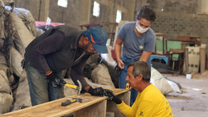 Oficina Base Industrial (BI): Construção de Caixotes e Balsas