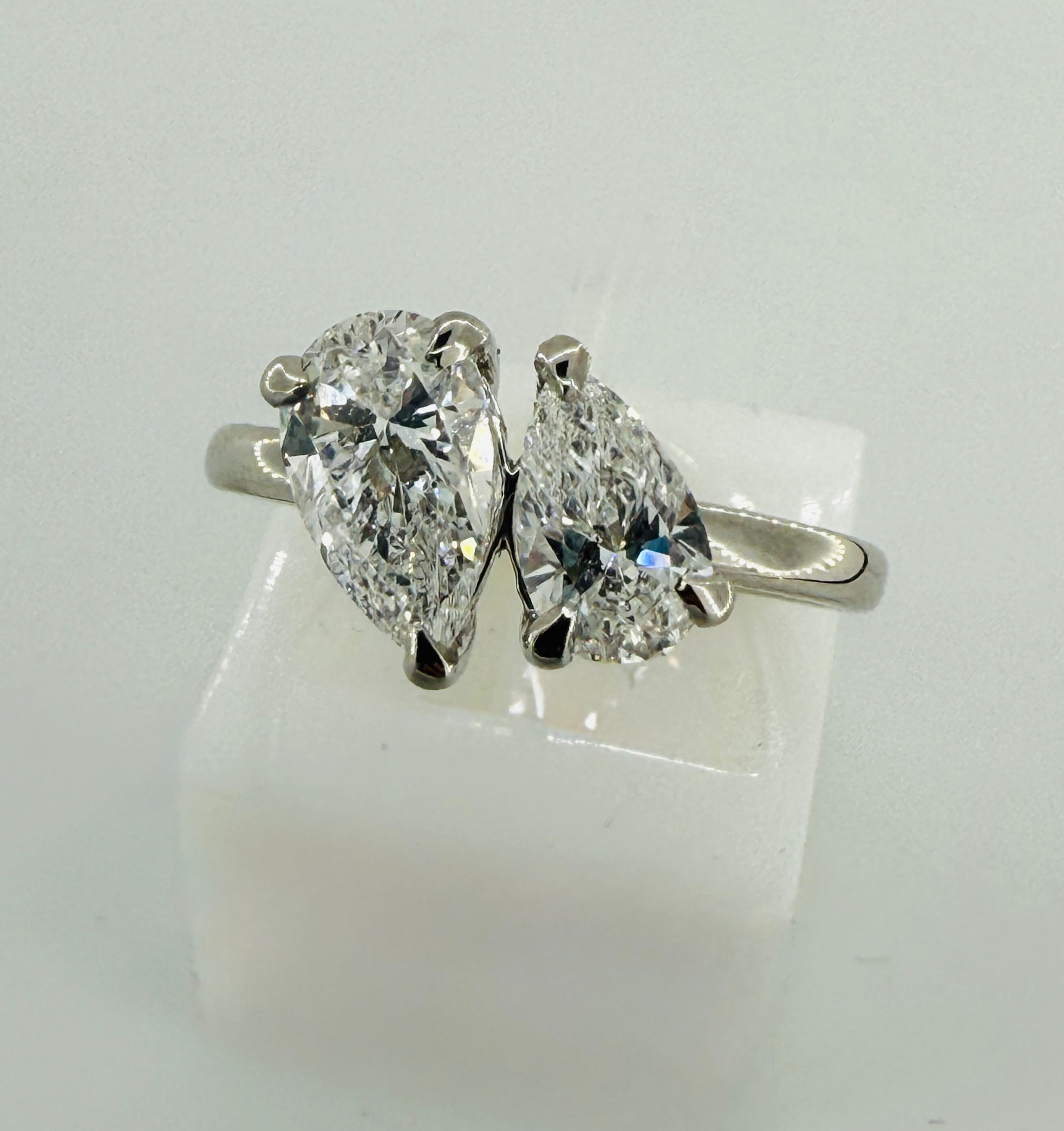 Lab grown diamond ring