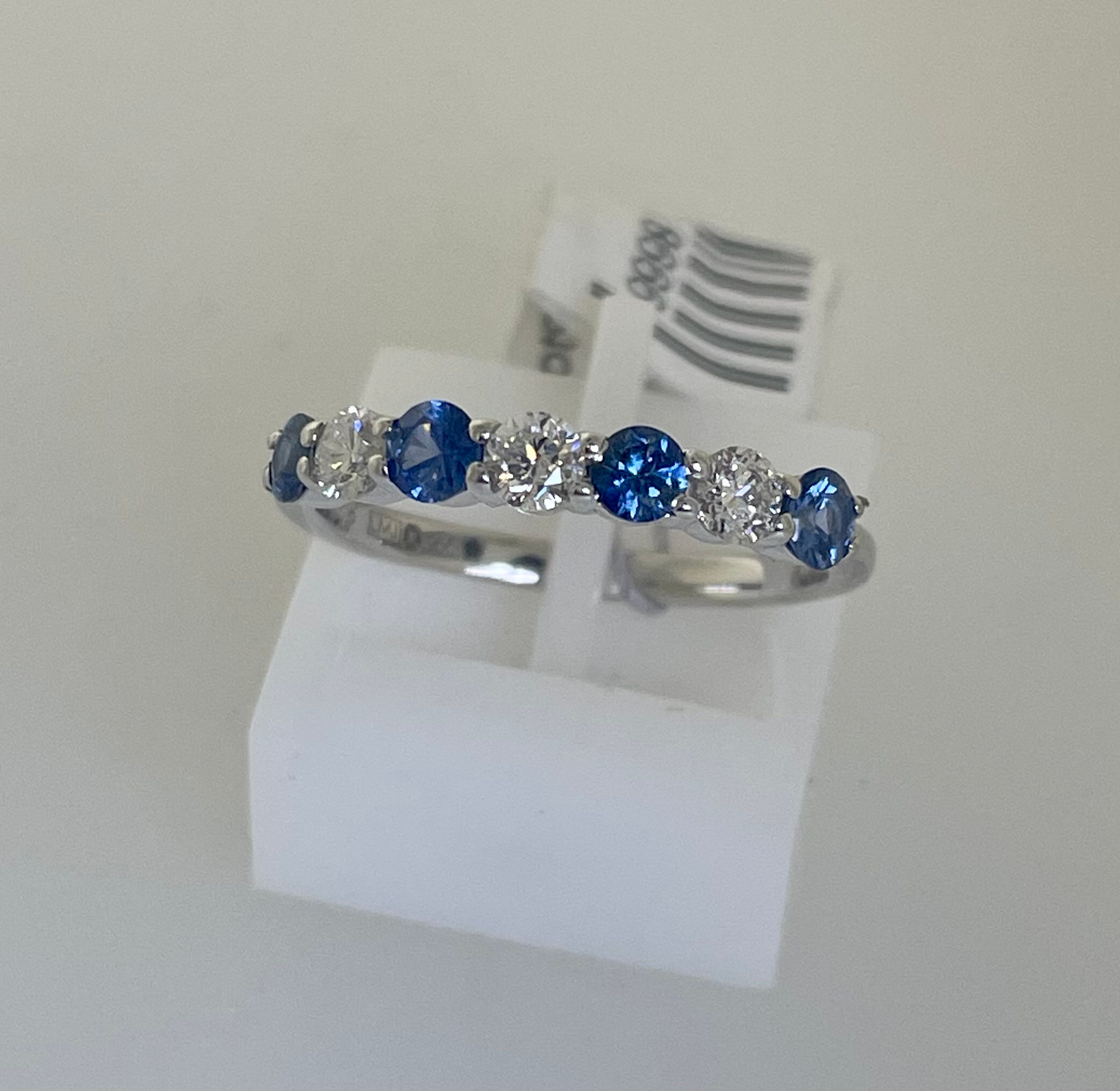 Platinum sapphire and diamond ring