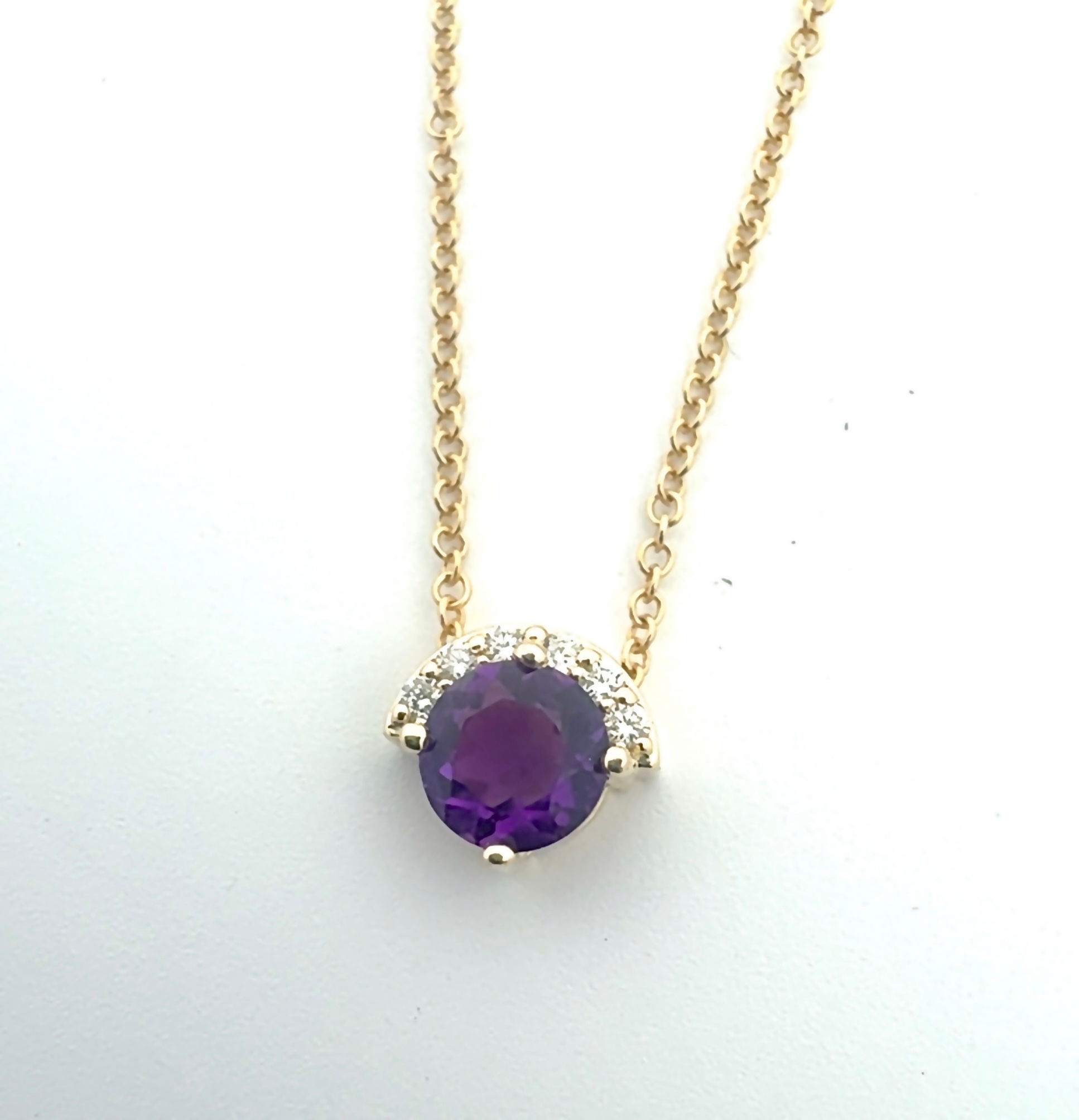 9ct amethyst and diamond pendanr