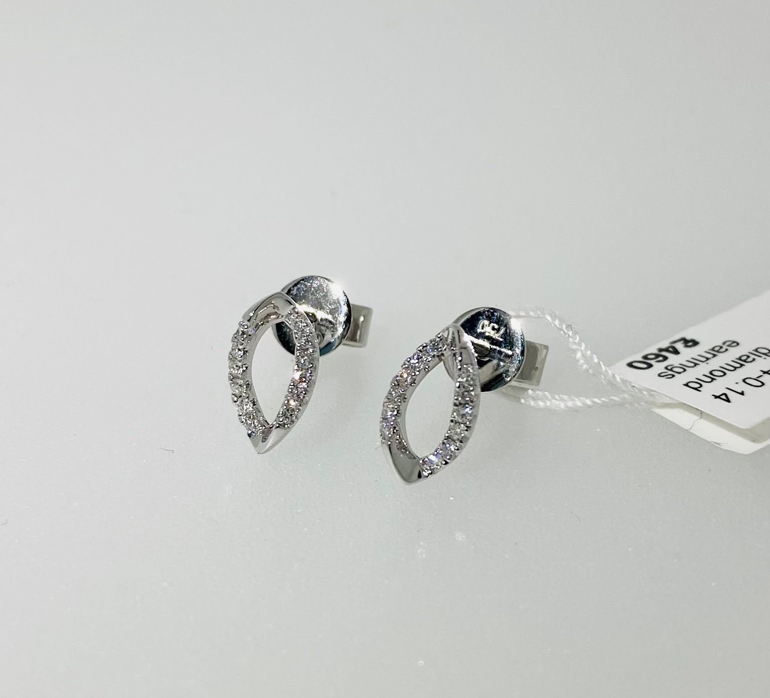 18ct white gold diamond earrings