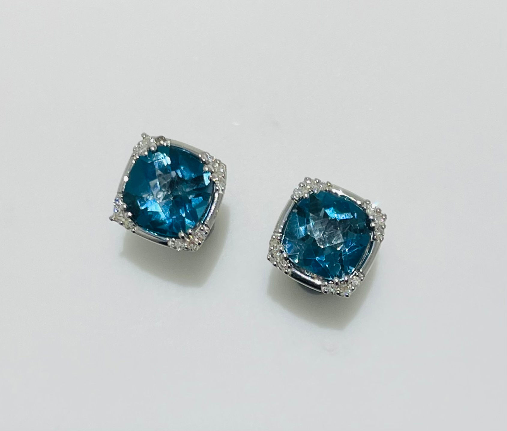 9ct white gold topaz and diamond studs