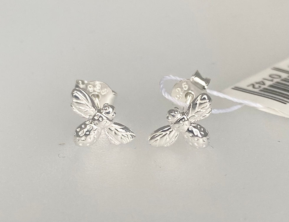 Silver bee stud earrings