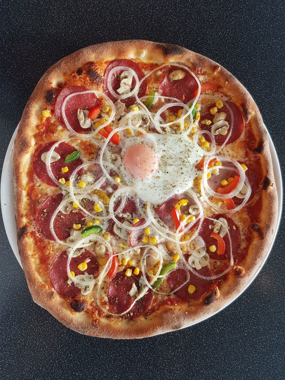 Hauspizza