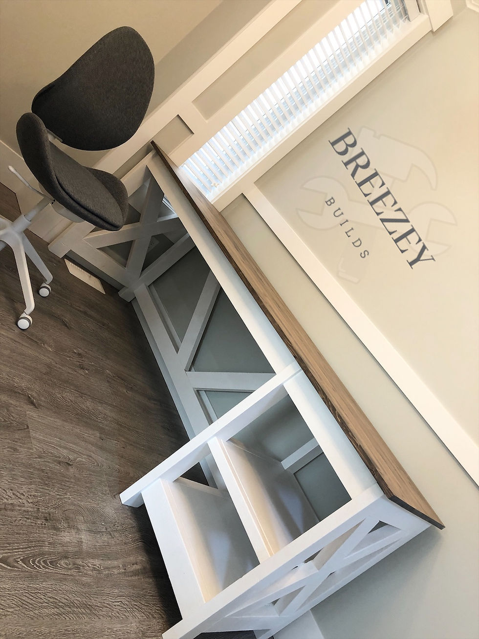Thumbnail: Farmhouse Desk