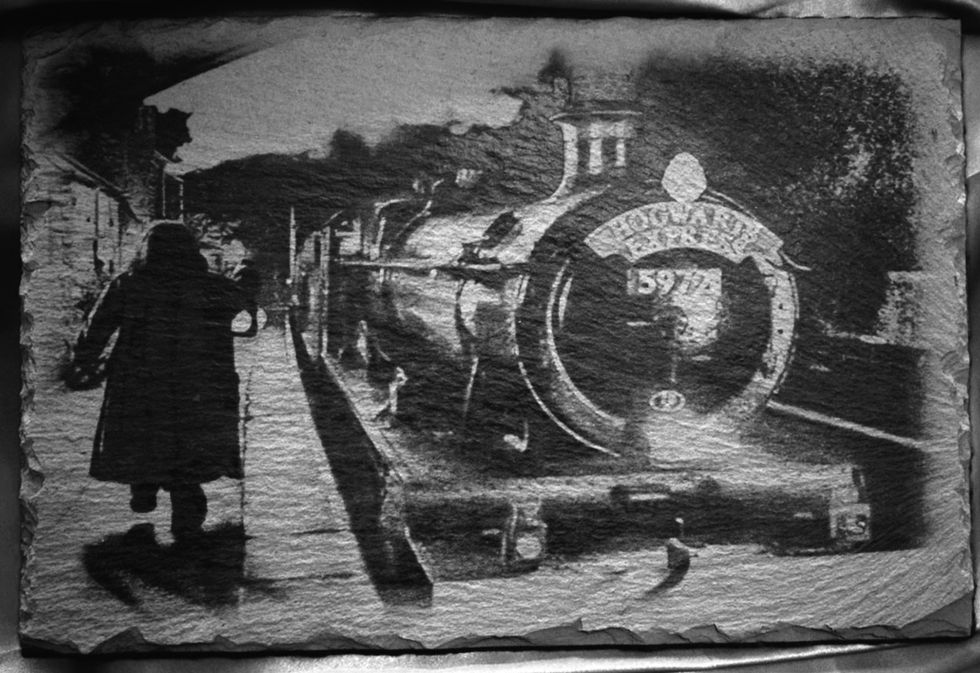 hogwarts expressbw.jpg