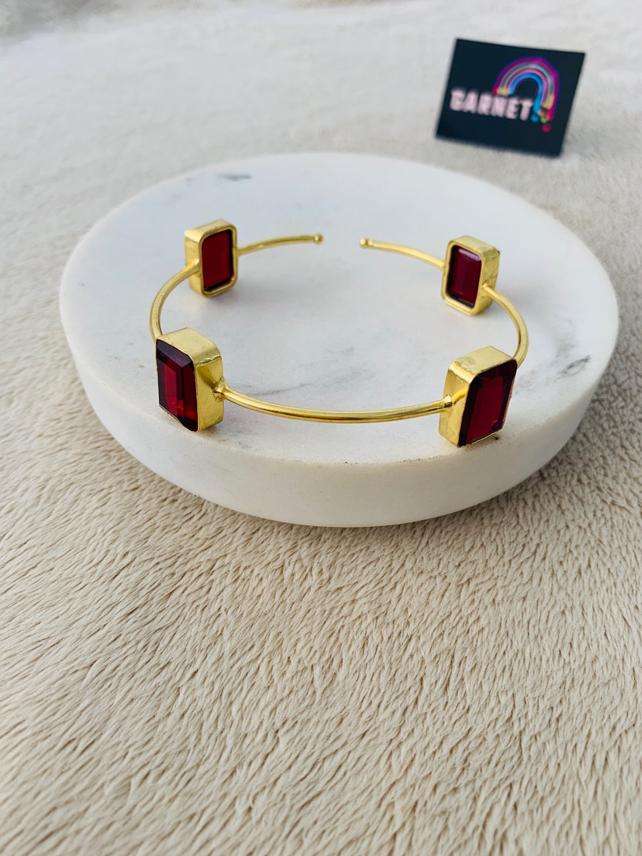 Fours : BRACELET 