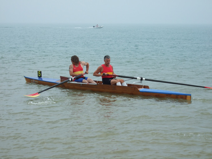 Duncan Bliss and Bob Salmon in the men's senior pair