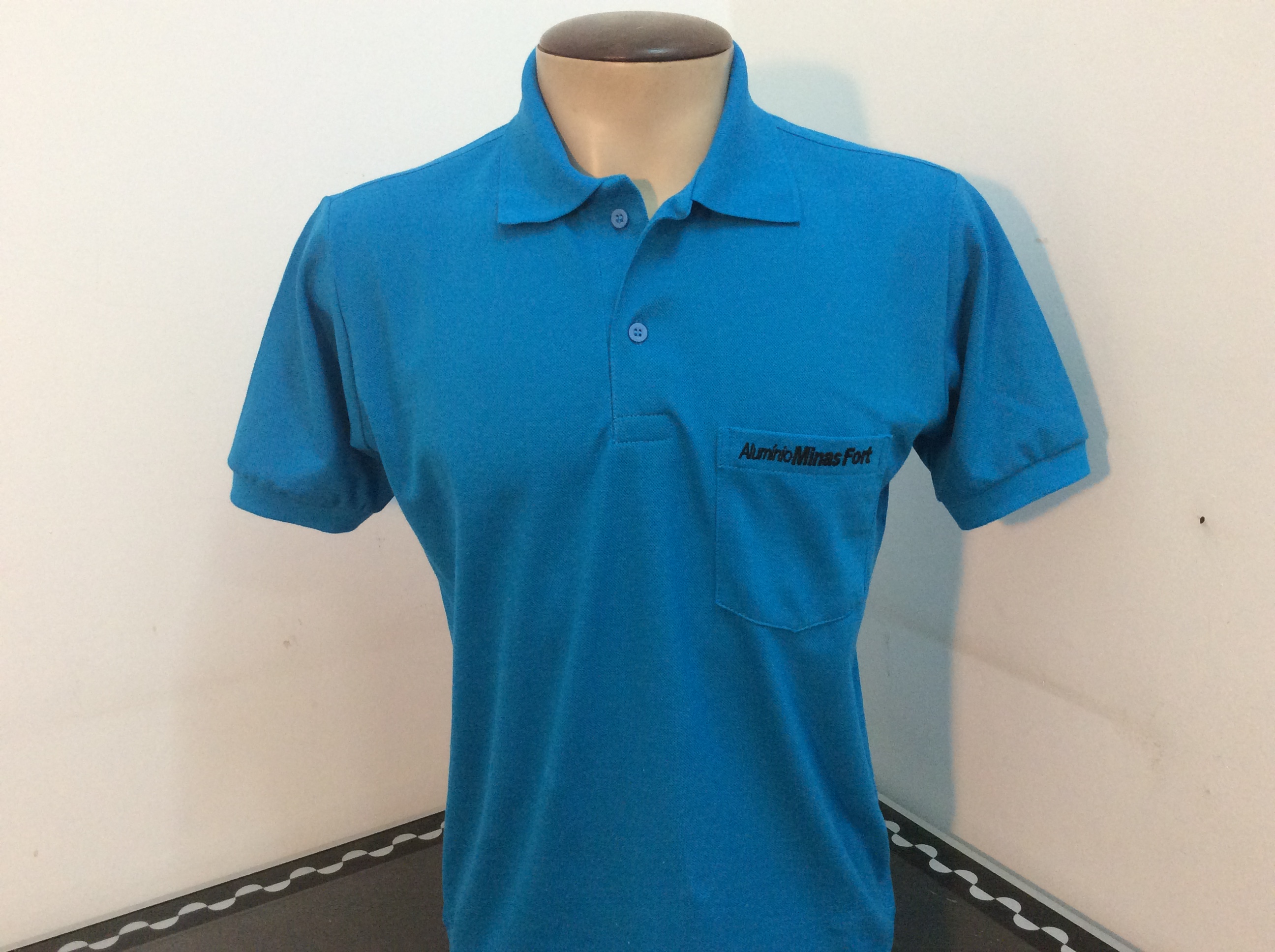 CAMISA GOLA POLO COM BOLSO