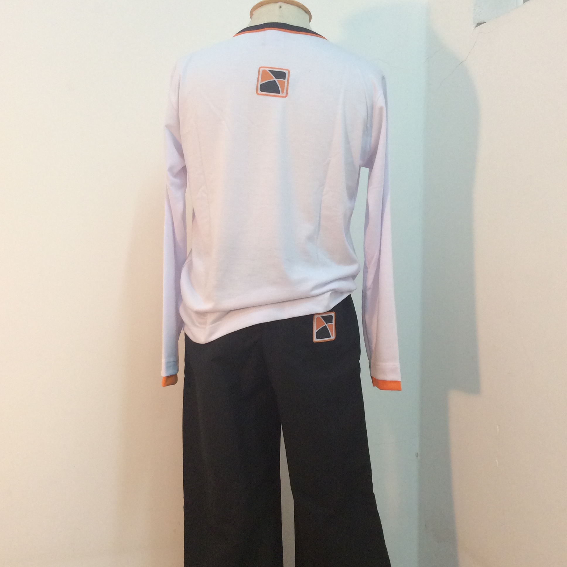 Costa conjunto Roberto Carneiro