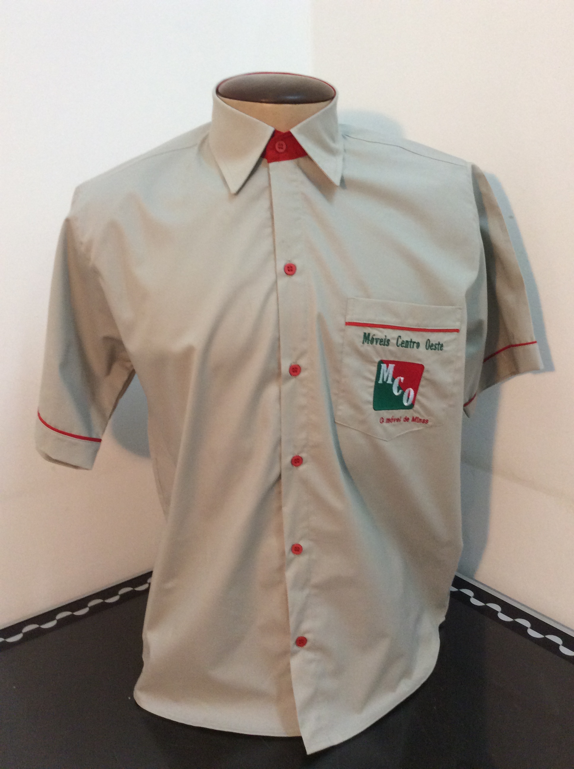 CAMISA SOCIAL COM DETALHE