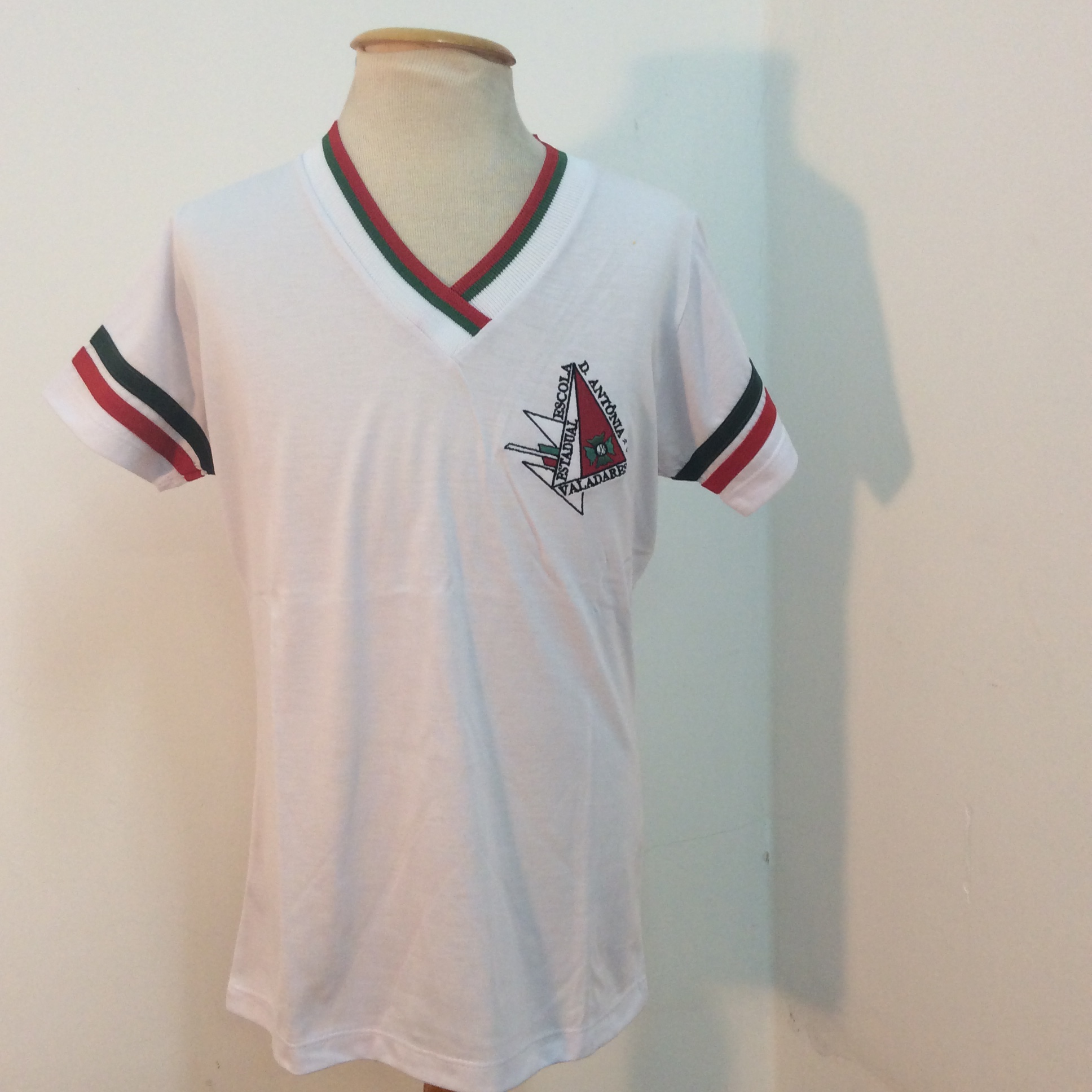 Camisão D.Antonia Valadares.