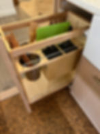 pull-out knife utility unit