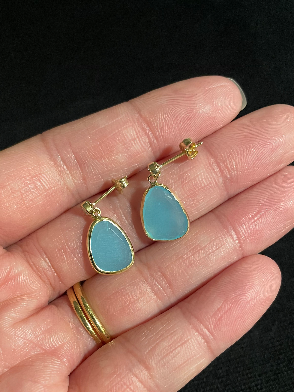 Thumbnail: 9ct GOLD BLUE GROP STUDS