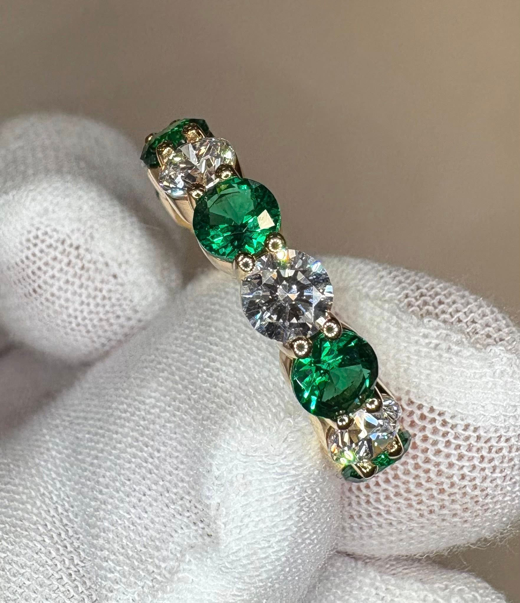 4cttw Alternating Emerald & Diamond Band in Solid 14K Yellow Gold