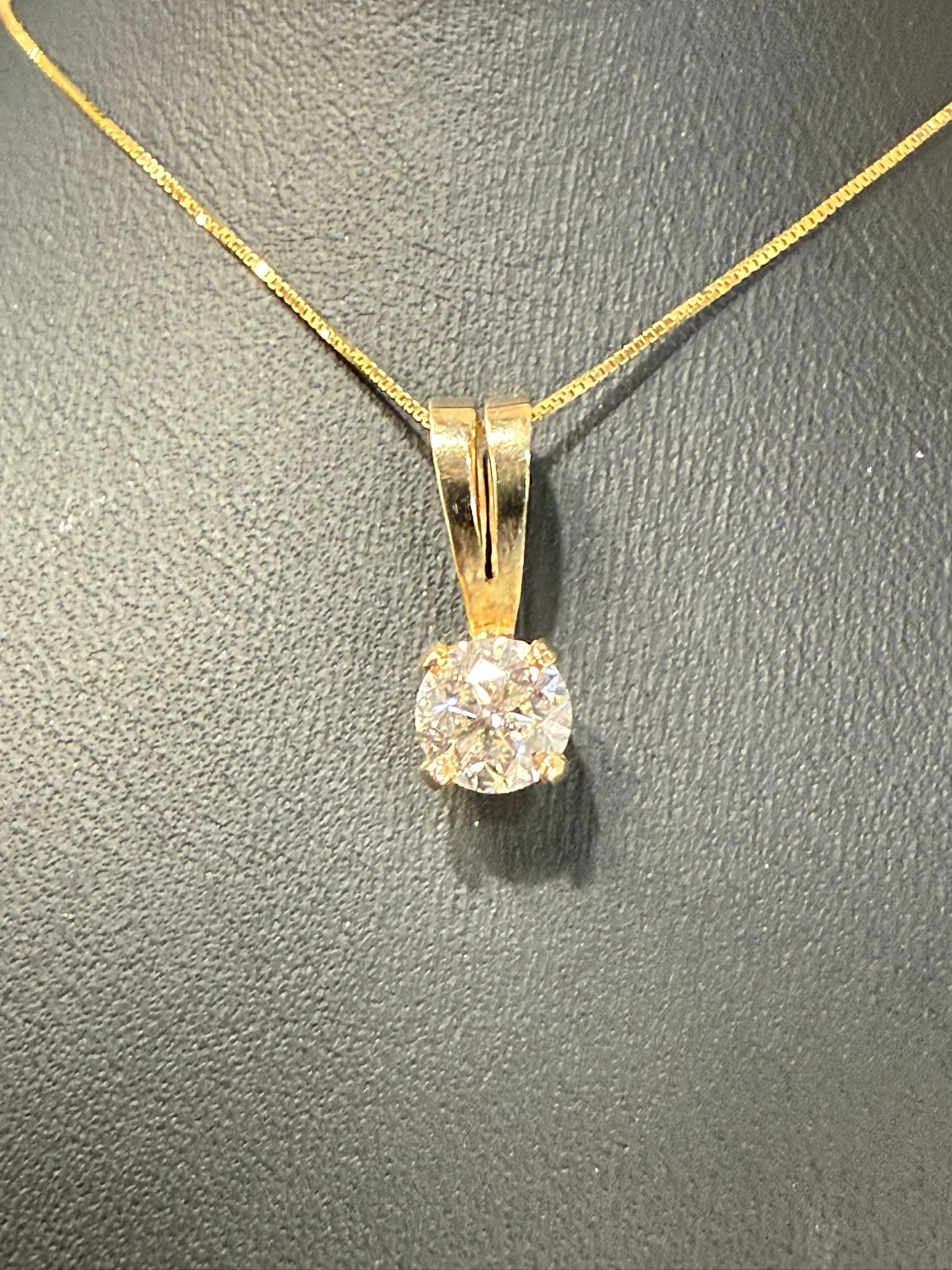 1.08ct Natural Round Diamond Solitaire Pendant in Solid 14K Yellow Gold