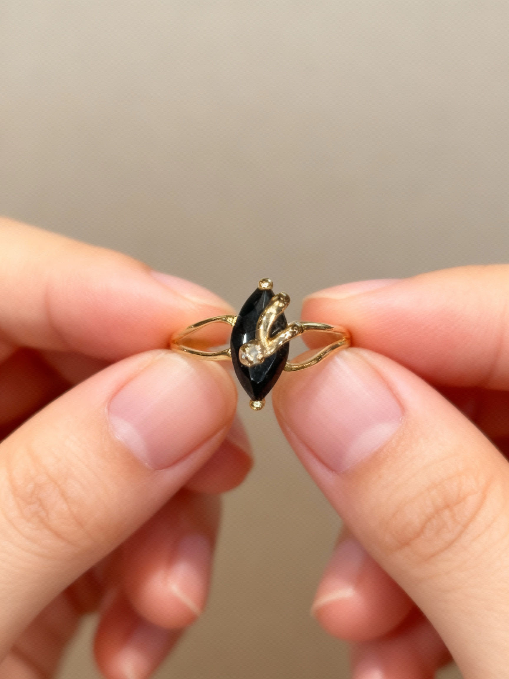 Little diamond Black Onyx ring - Item # 33