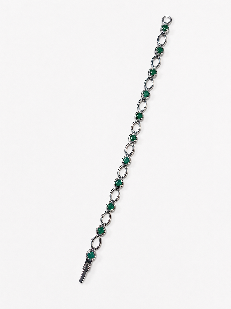 Sterling silver bracelet with green lab-grown diamonds