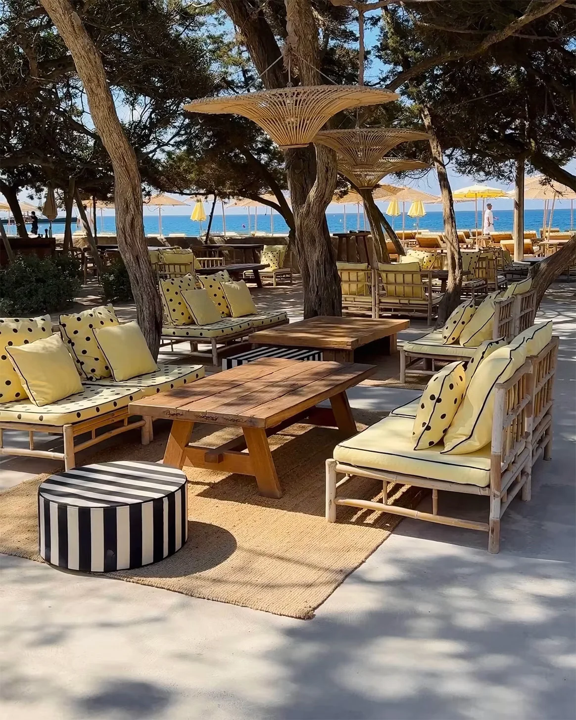 Karte Blanche & Co Cabana Summer issue 2025